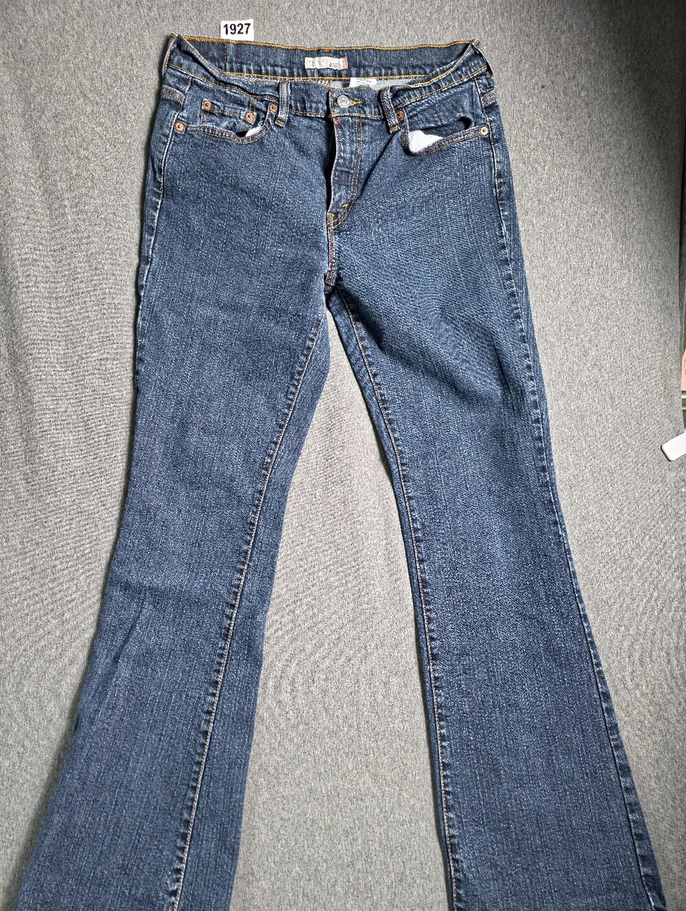 Levi's 10 Women's Medium Blue  Jeans 514 Bootcut.  Classic Fit. Everyday.